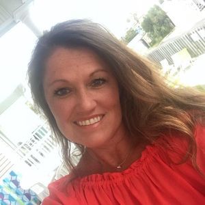 Meet your Posher, Kelli